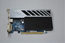 Видеокарта GIGABYTE Radeon HD 2400